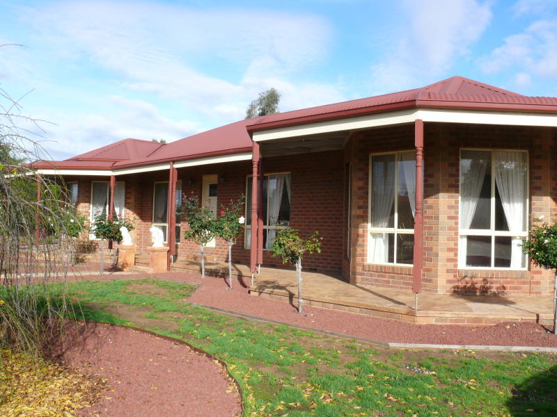 1 Ibis Way, Moama, Echuca, Vic 3564 Property Details