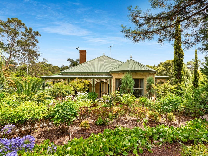 24 Gillards Road, Mount Eliza, Vic 3930 House for Sale