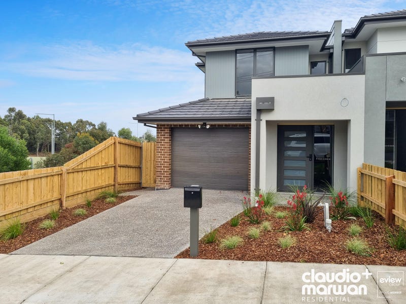 35 Freeland Grove, Jacana, VIC 3047