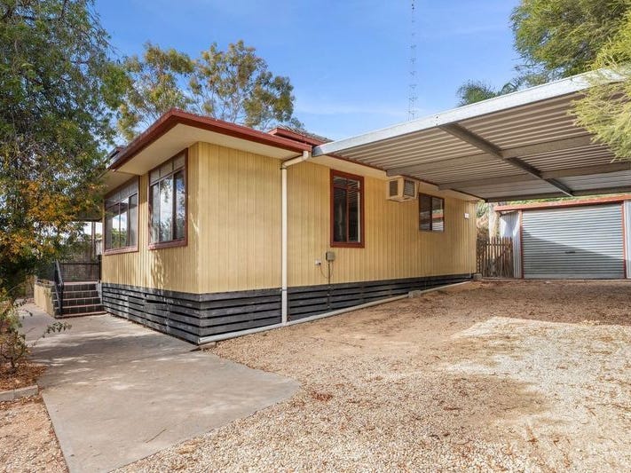 3 Matthews Street, Waikerie, SA 5330 House for Sale