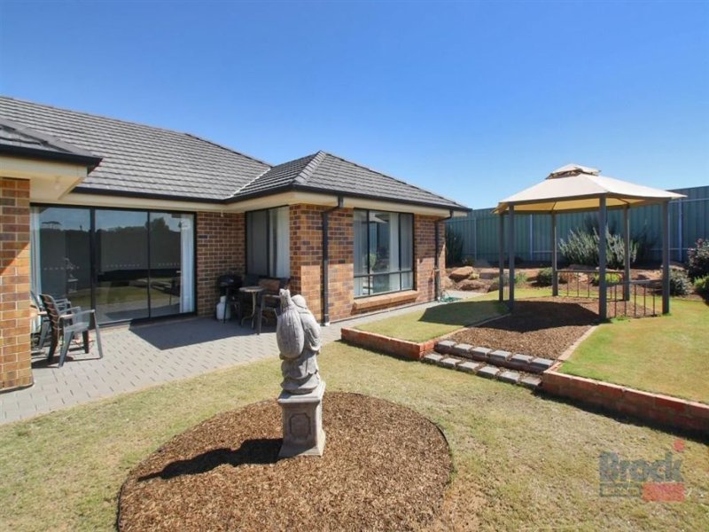 41 Brooklyn Drive, Hallett Cove, SA 5158