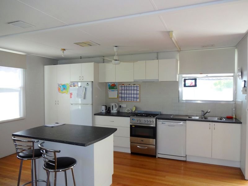 65 Hallett Crescent, Wangaratta, Vic 3677 Property Details