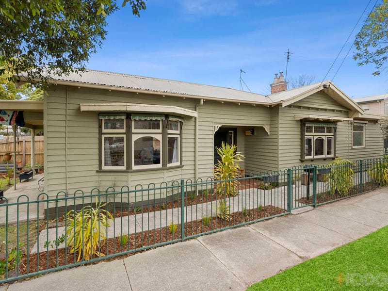 Houses for Sale in East Geelong, VIC 3219