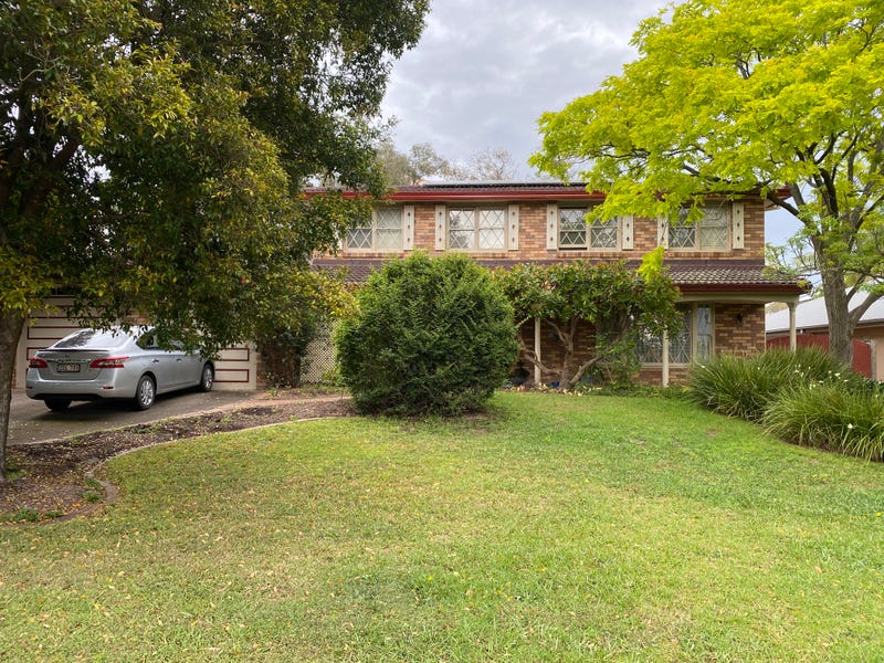 23 Fishburn Cres, Castle Hill, NSW 2154