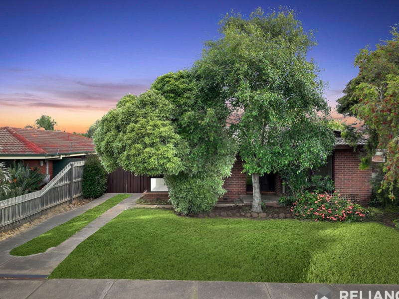 35 Oldershaw Road, Melton, Vic 3337 Property Details