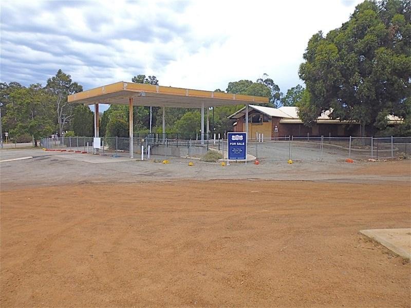 2 Jarrahdale Road, Jarrahdale, WA 6124