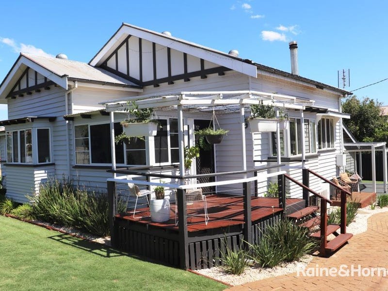 10 Albert Street, Kingaroy, Qld 4610 Property Details