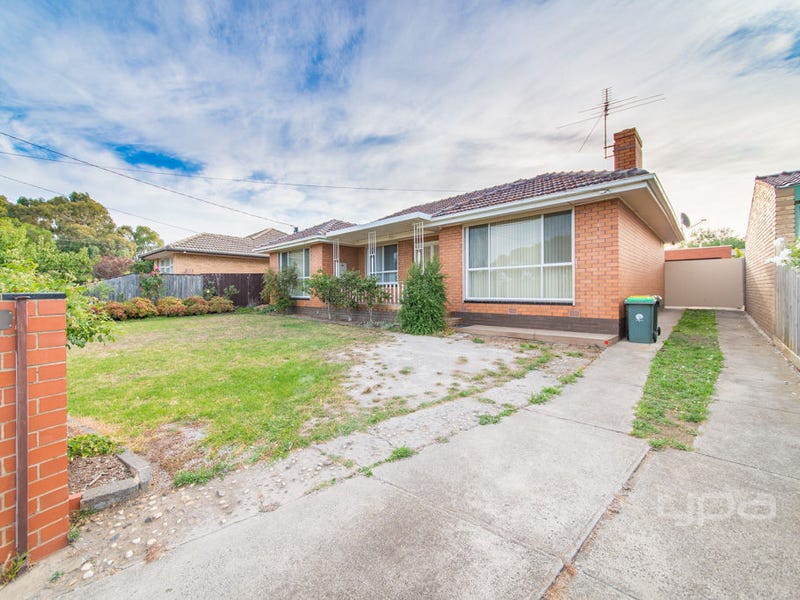 13 May Street, Glenroy, VIC 3046