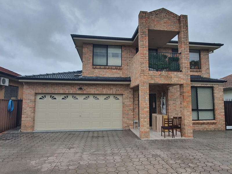 17A Arbutus Street, Canley Heights, NSW 2166