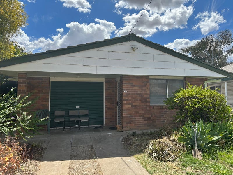 305 Warialda Street, Moree, NSW 2400