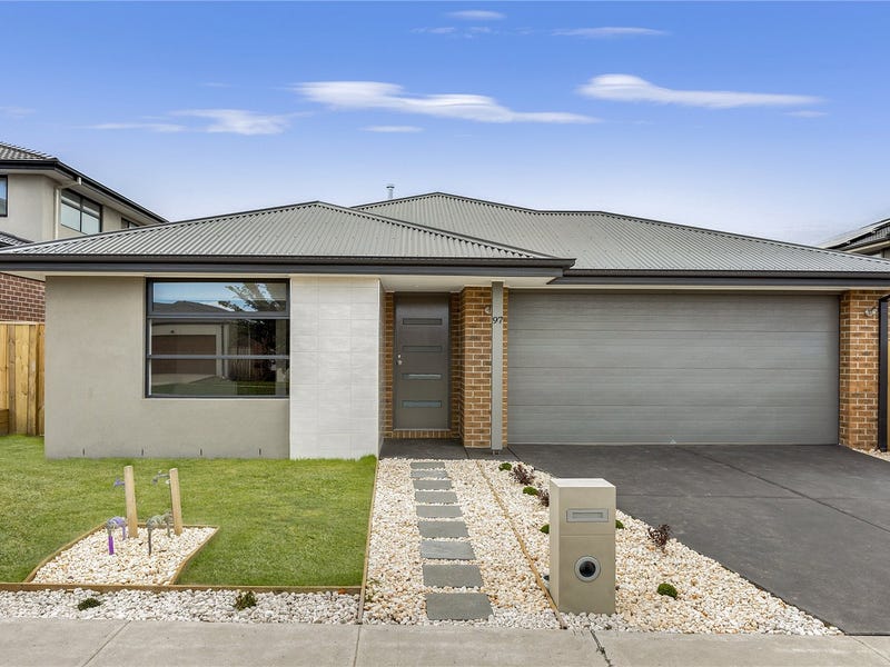 97 Deoro Parade, Clyde North, Vic 3978 - realestate.com.au