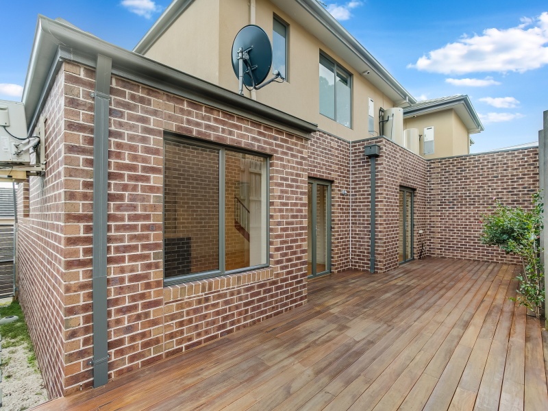 52 Denbigh Street, Frankston, Vic 3199 Property Details