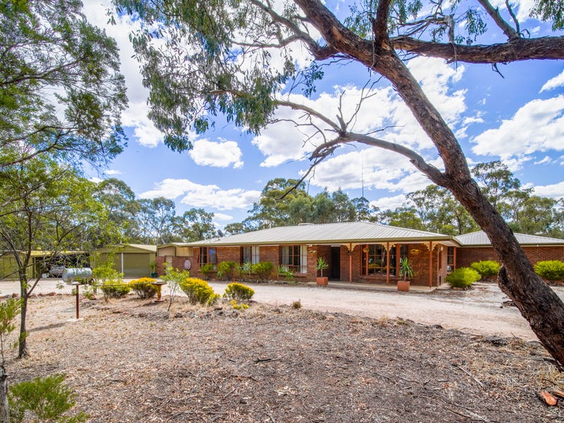 168 Hodges Lane, Longlea, Vic 3551 - Property Details