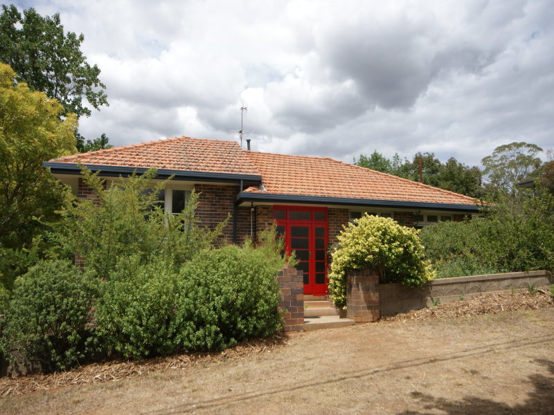 2 Garibaldi Street, Armidale, NSW 2350 Property Details