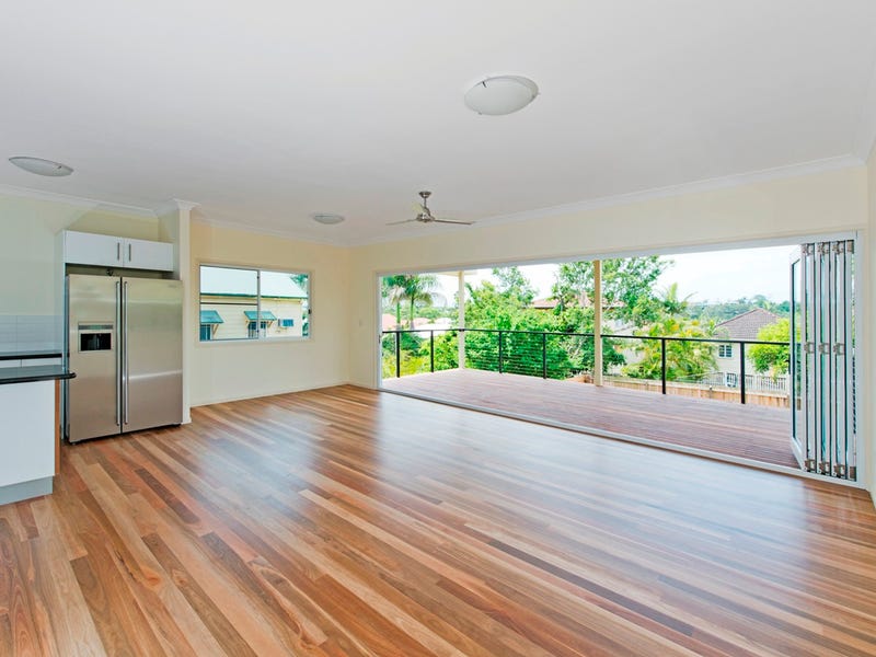 74 Macrossan Avenue, Norman Park, QLD 4170