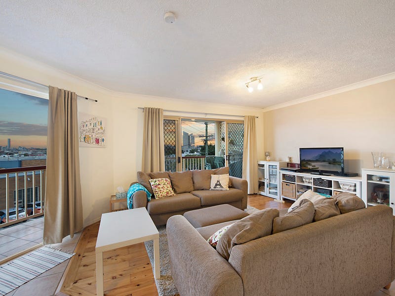 4/46 Whytecliffe Street, Albion, Qld 4010 Property Details