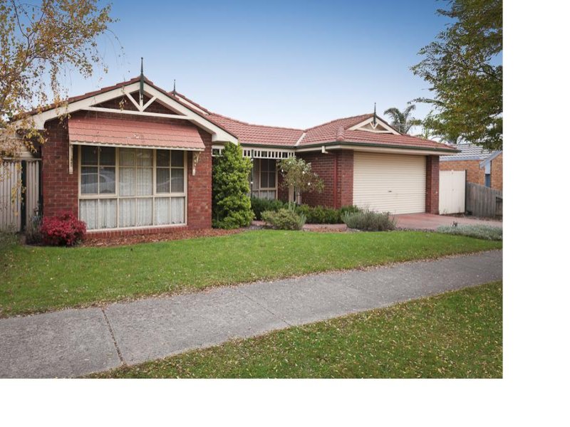 110 Avebury Drive, Berwick, VIC 3806