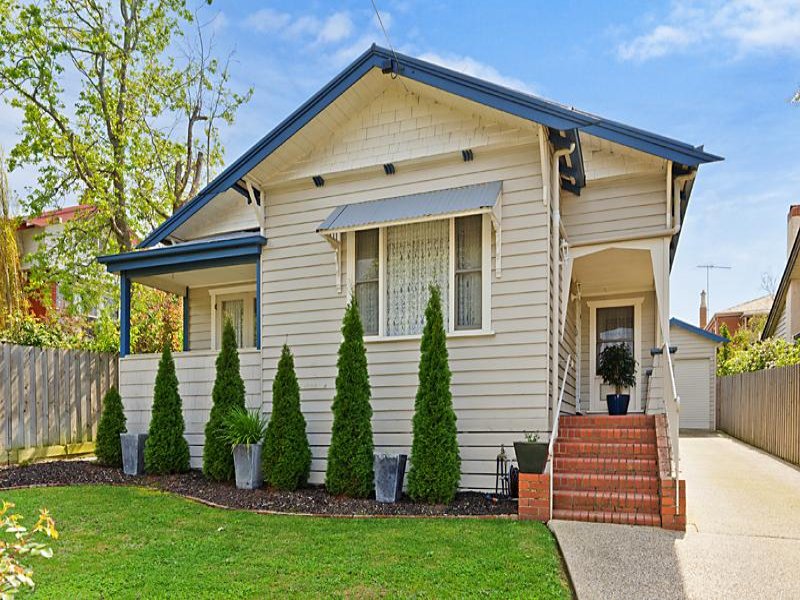 10 Laurel Bank Parade, Newtown, Vic 3220 - Property Details