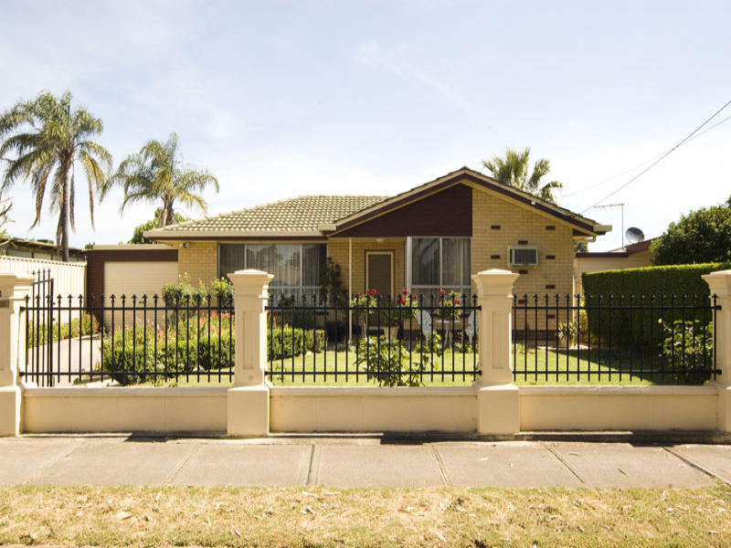 11 Glover Avenue, Pooraka, SA 5095 Property Details