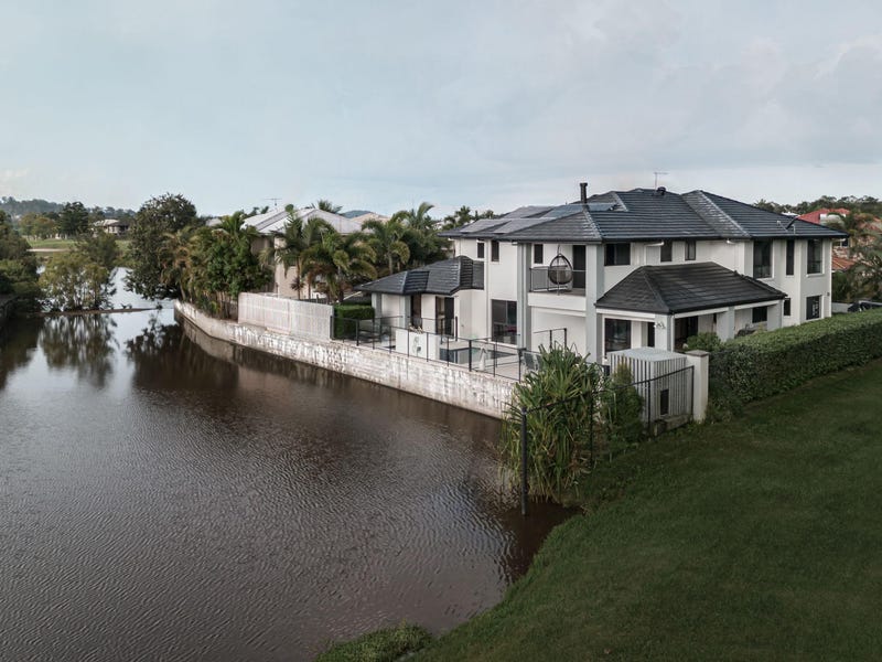 62 Riverside Terrace, Windaroo, Qld 4207 Property Details