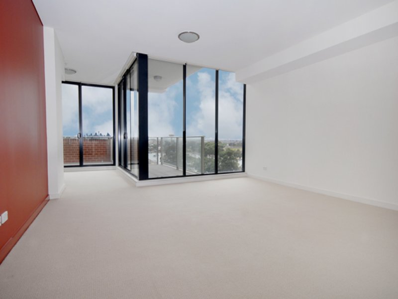 A814 2 Brodie Spark Drive Wolli Creek NSW 2205 Property Details