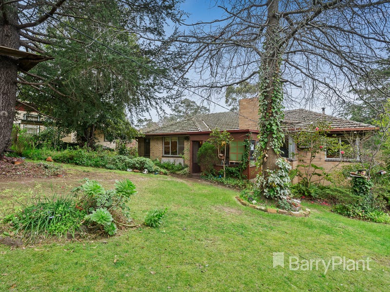 15 Road, Panton Hill, VIC 3759