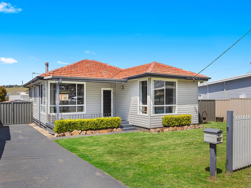 67 Griffiths Street, Oak Flats, NSW 2529