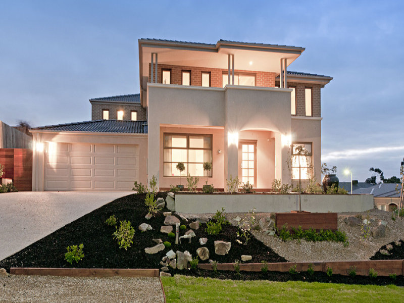 17 Empire Drive, Mooroolbark, Vic 3138 Property Details