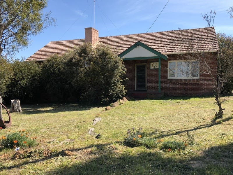 5 Adam Street, Katanning, WA 6317 House for Sale