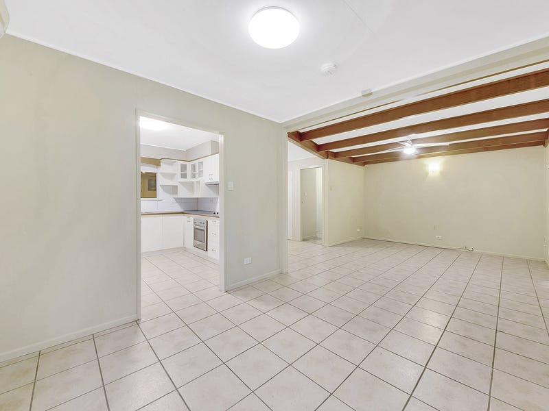 1/9 Haddock Drive, Burua, Qld 4680