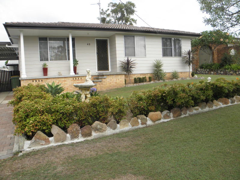 42 Lismore Street, Abermain, NSW 2326 Property Details