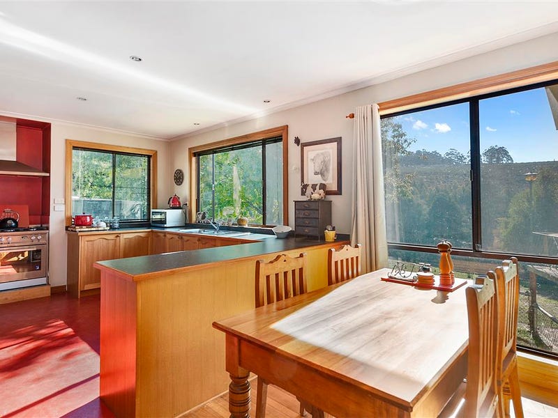 92 Cradle Mountain Road, Wilmot, Tas 7310 Property Details