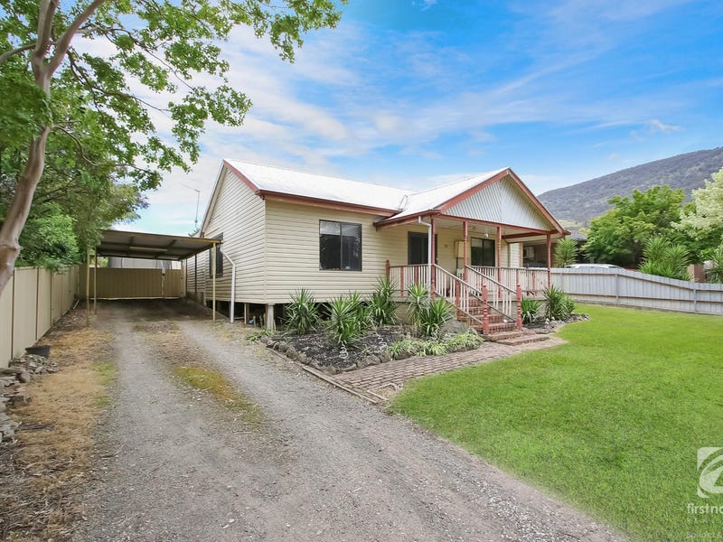 12 Kiewa East Road, Kiewa, Vic 3691 Property Details