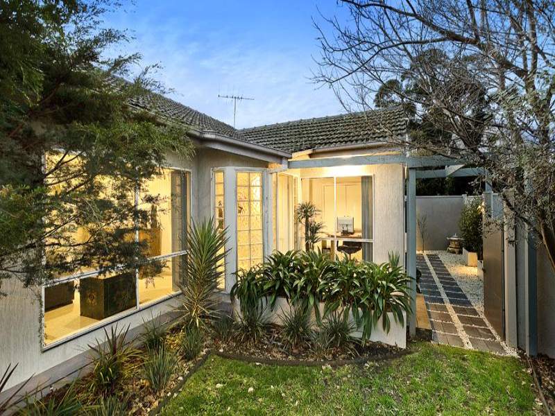 276 Road, Beaumaris, Vic 3193 Property Details