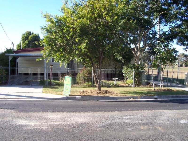 120 Cemetery Road, Raceview, QLD 4305