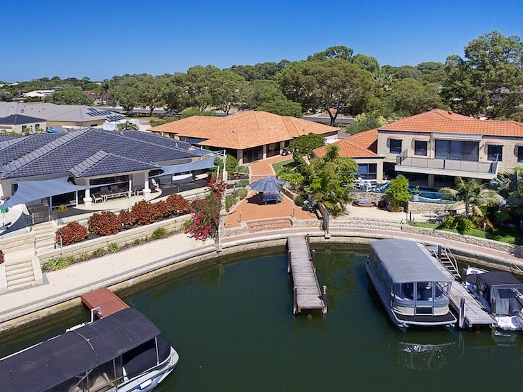 23 Santavea Mews, Halls Head, WA 6210