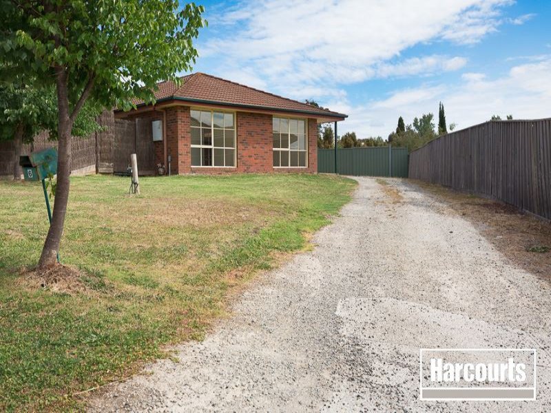 6 Ware Place, Berwick, Vic 3806 Property Details
