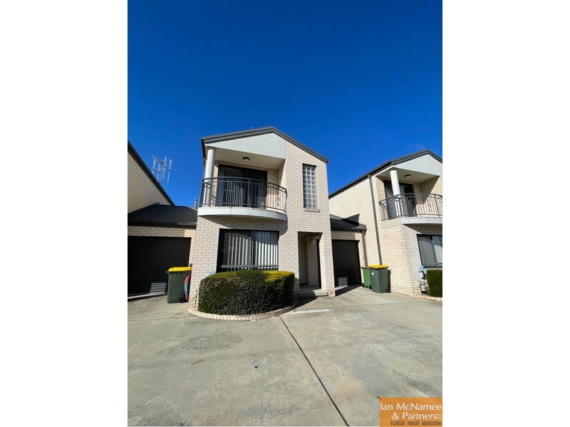 4/6 Yass Road, Queanbeyan East, NSW 2620