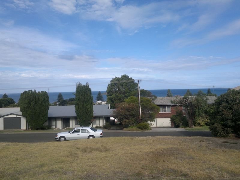 19 Seacrest Avenue, Encounter Bay, SA 5211