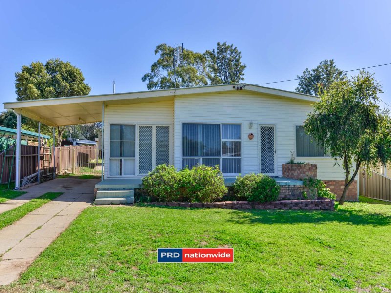 56 Croydon Avenue, Tamworth, NSW 2340 Property Details