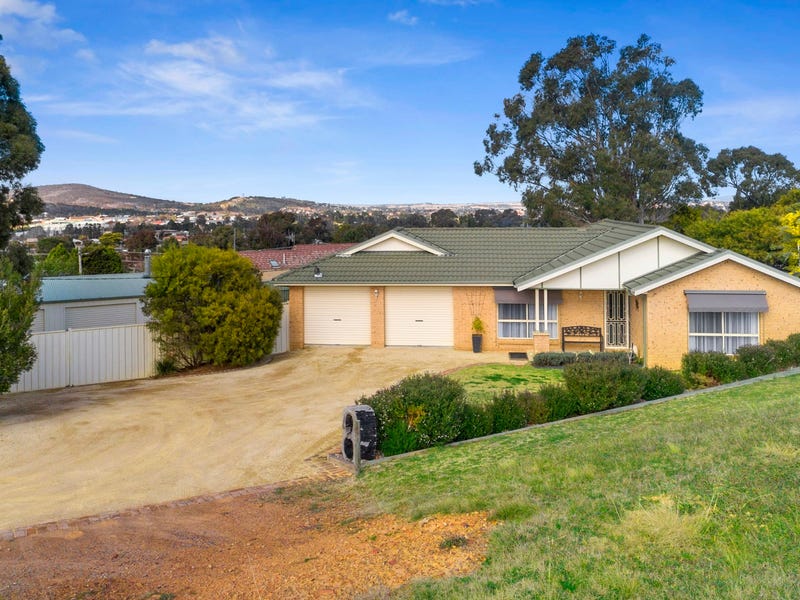 8 Ben Bullen Place, Goulburn, NSW 2580