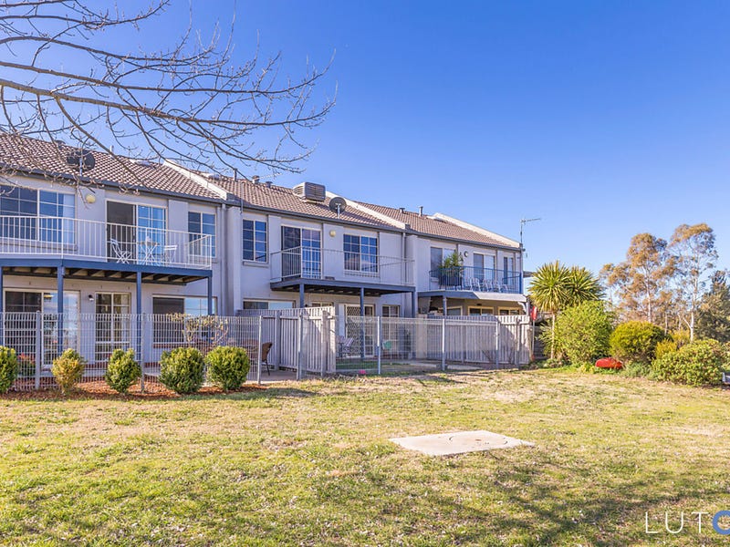 55 Grounds Cres, Greenway, ACT 2900