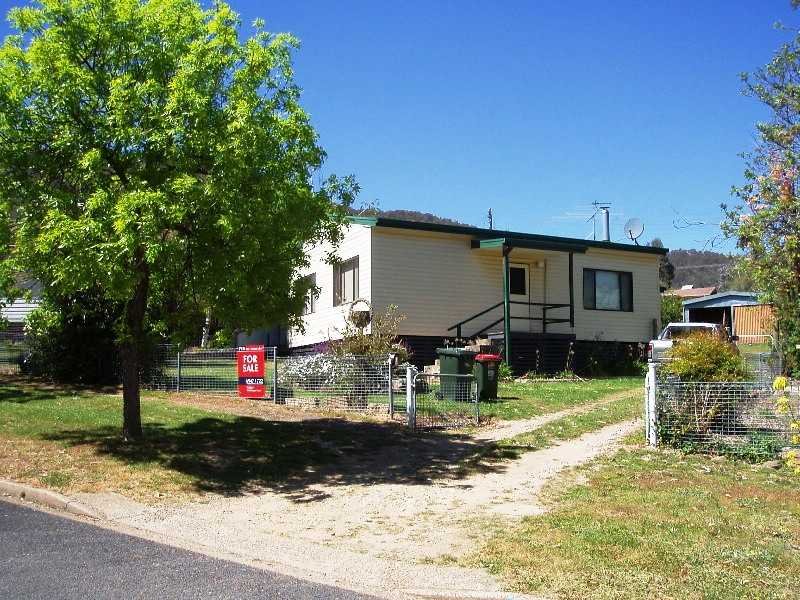 13 Ryan Street, Talbingo, NSW 2720 Property Details