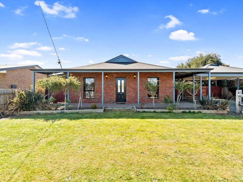 33 Morison Street, Maffra, Vic 3860 House for Sale