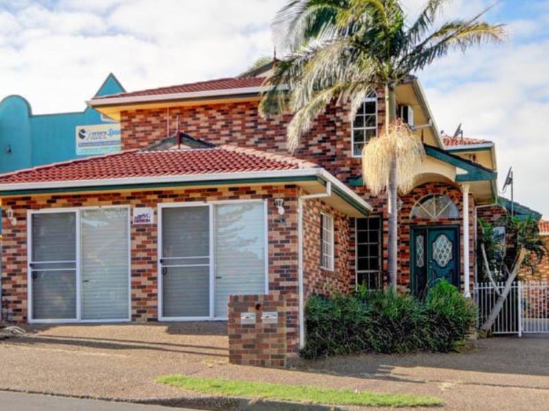 51 Auburn Street, Wollongong, NSW 2500