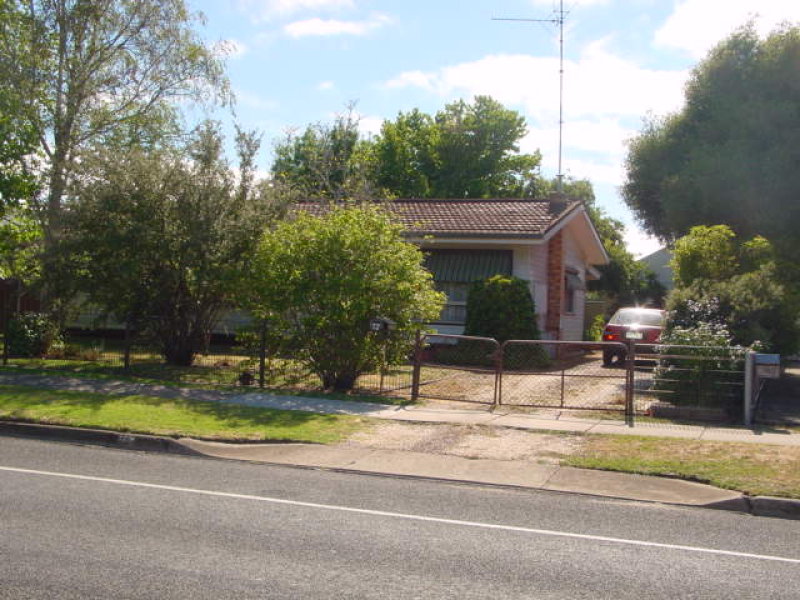 72 Street, Hamilton, Vic 3300 Property Details