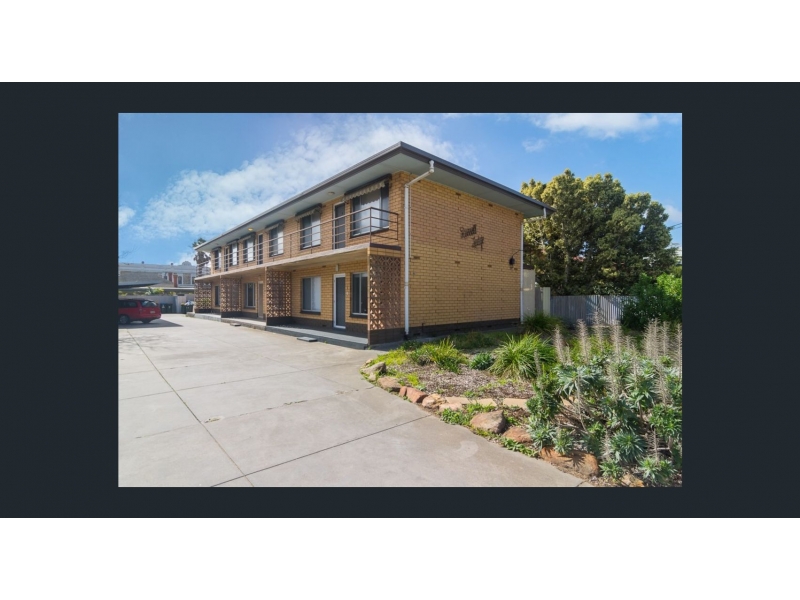2/11 Musgrave Street, Largs Bay, SA 5016