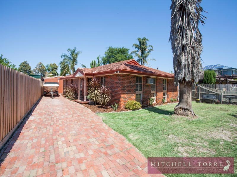 6 Wyong Court, Patterson Lakes, VIC 3197