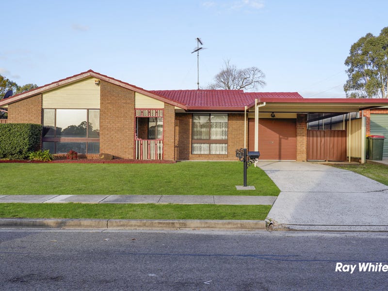 44 Carroll Crescent, Plumpton, NSW 2761 Property Details