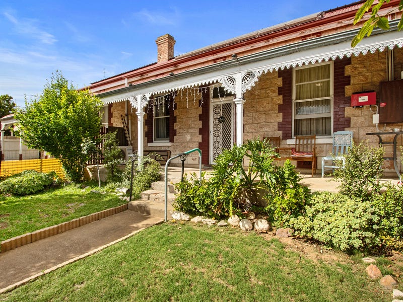 31 Robert Street, Moonta, SA 5558 Property Details